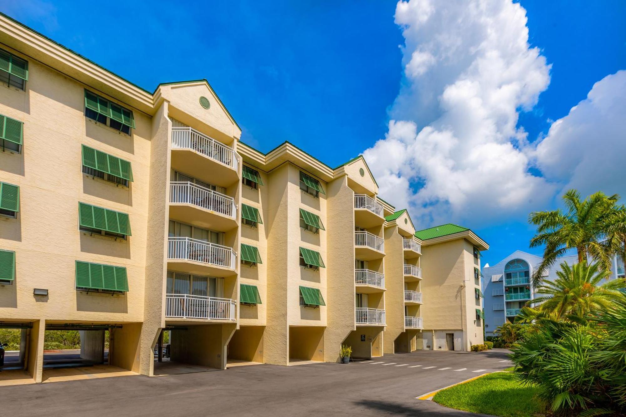 Sunrise Suites Barbados Suite #204 Кей Уест Екстериор снимка