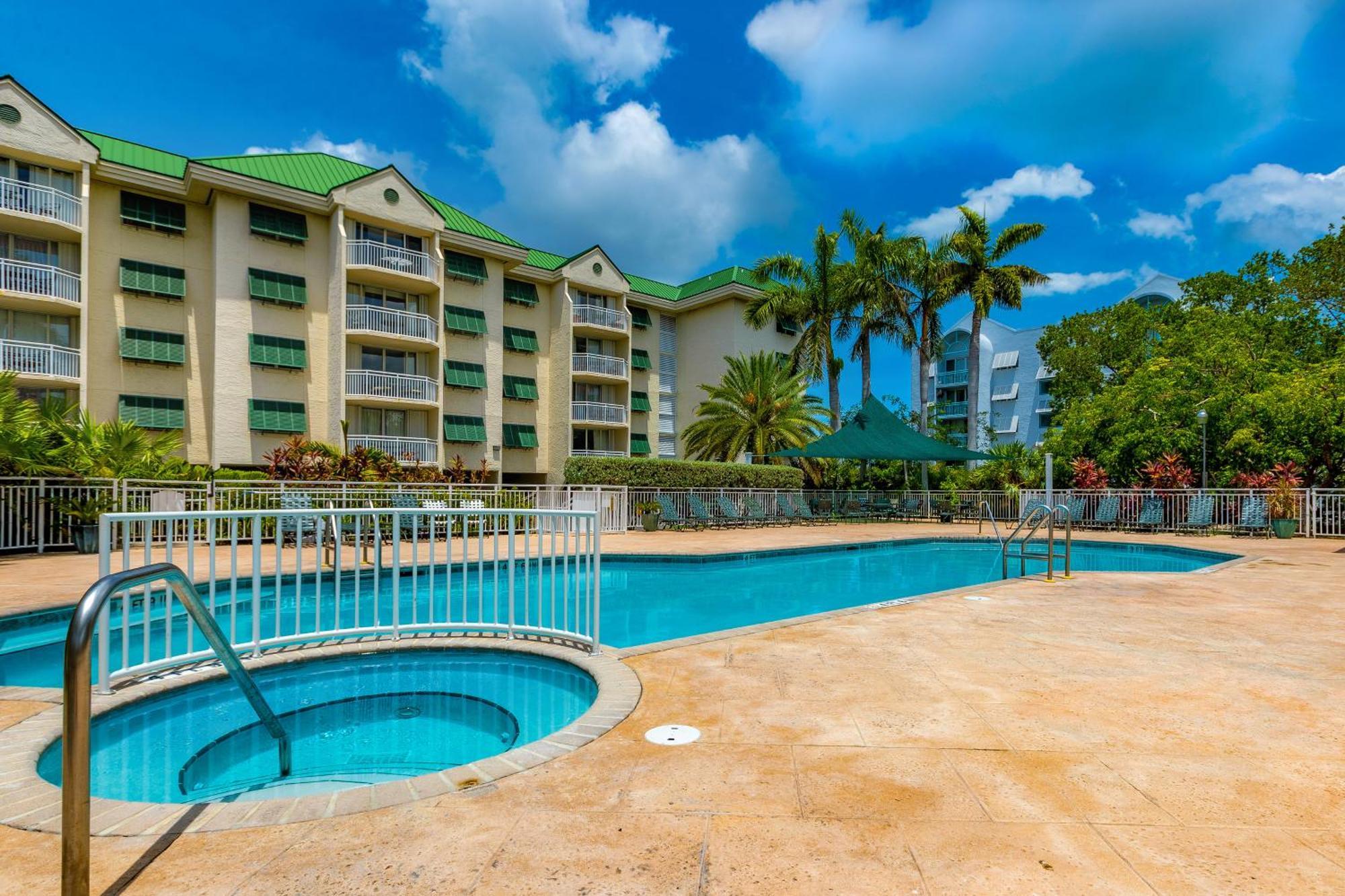 Sunrise Suites Barbados Suite #204 Кей Уест Екстериор снимка