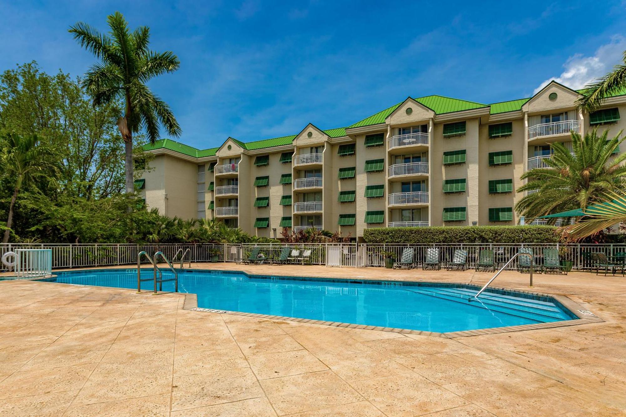 Sunrise Suites Barbados Suite #204 Кей Уест Екстериор снимка